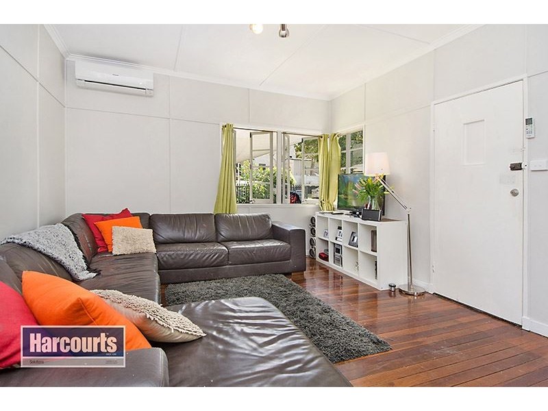 99 Fihelly Street, Keperra QLD 4054