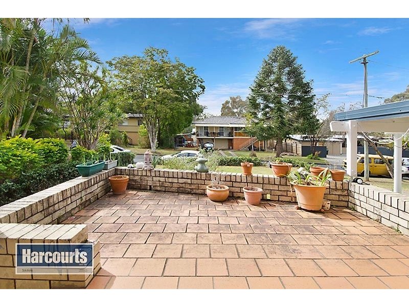 9 Franciscea Street, Everton Hills QLD 4053