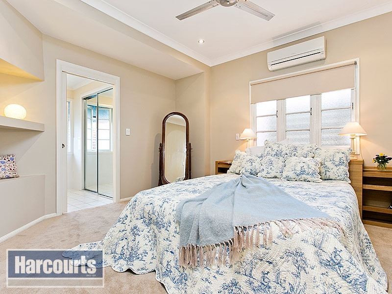 6 Hegarty Street, Mitchelton QLD 4053