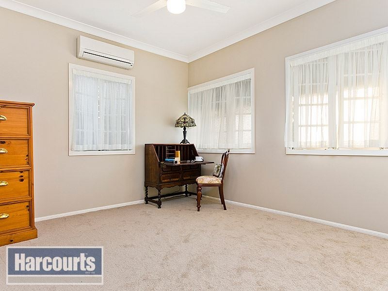 6 Hegarty Street, Mitchelton QLD 4053