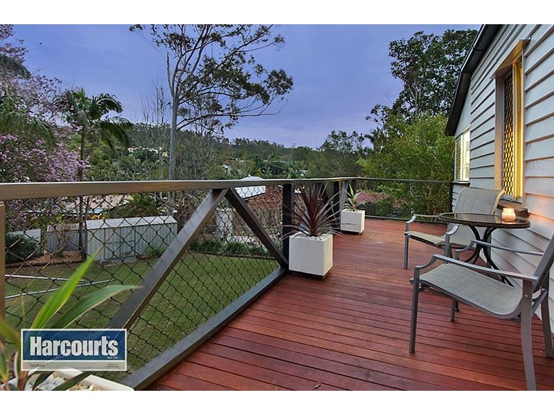 42 Pindari Avenue, Ferny Hills QLD 4055