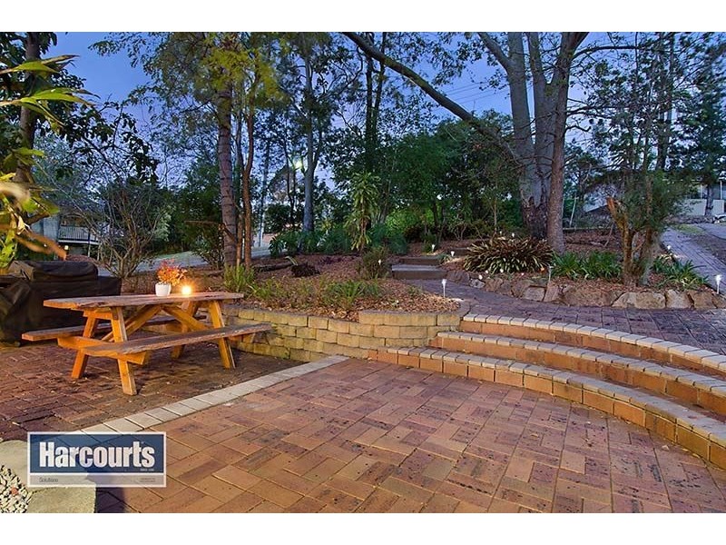 42 Pindari Avenue, Ferny Hills QLD 4055