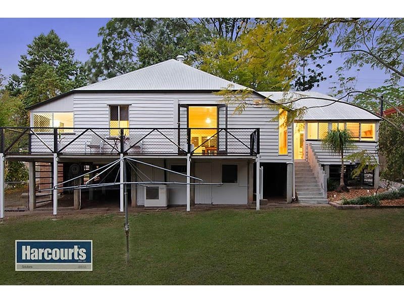 42 Pindari Avenue, Ferny Hills QLD 4055