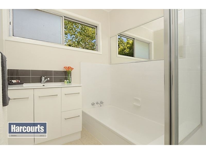 10 Lansvale Street, Mitchelton QLD 4053