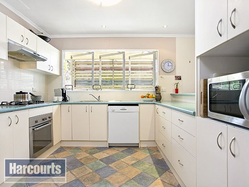 4 Calen Street, Keperra QLD 4054