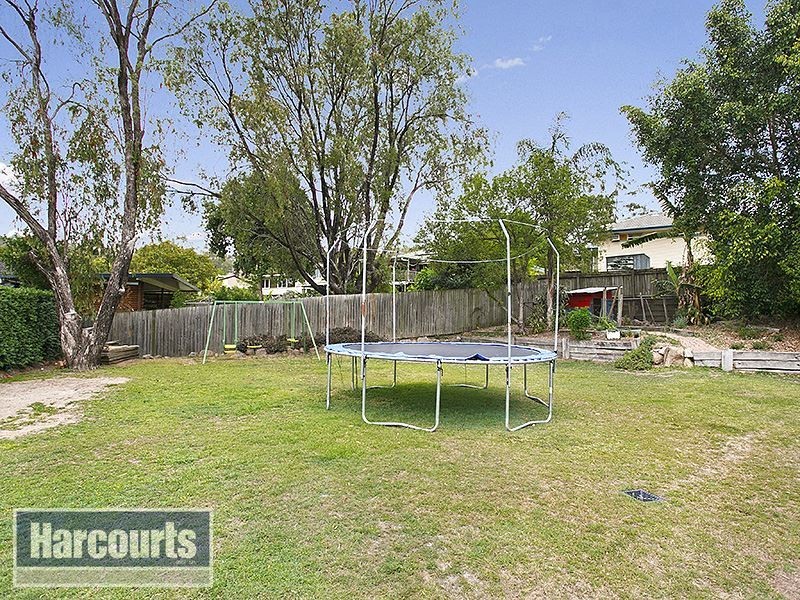 4 Calen Street, Keperra QLD 4054