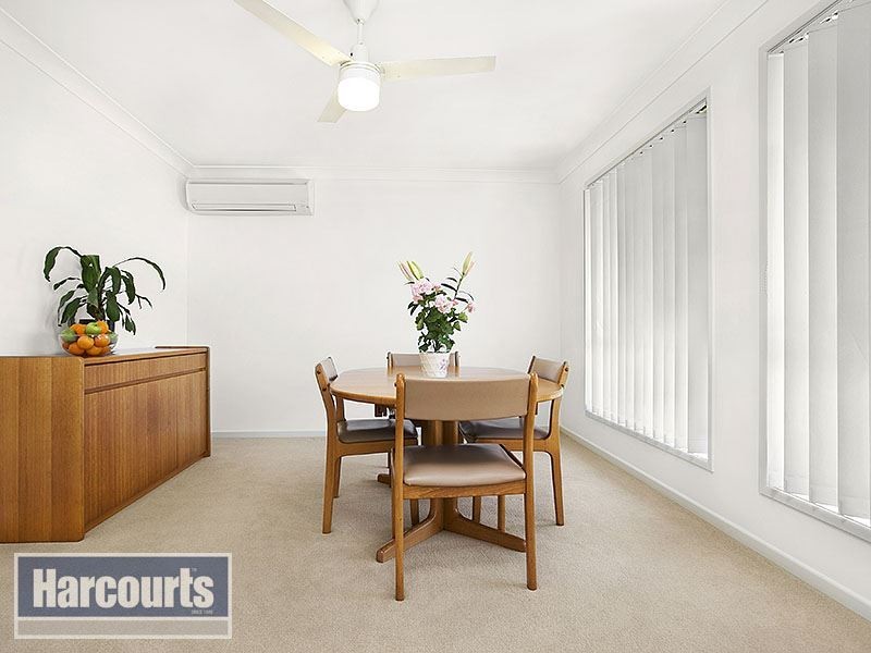 8 Kyeamba Close, Upper Kedron QLD 4055