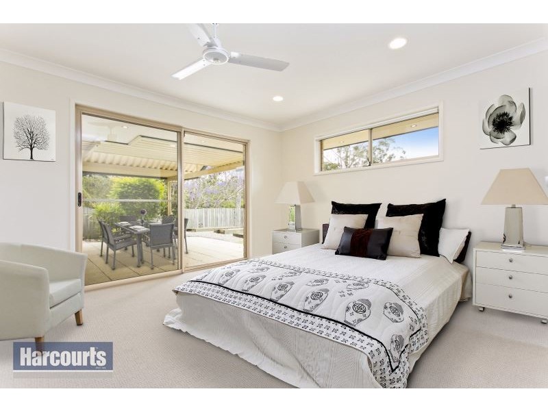 52 Strathmere Place, Upper Kedron QLD 4055