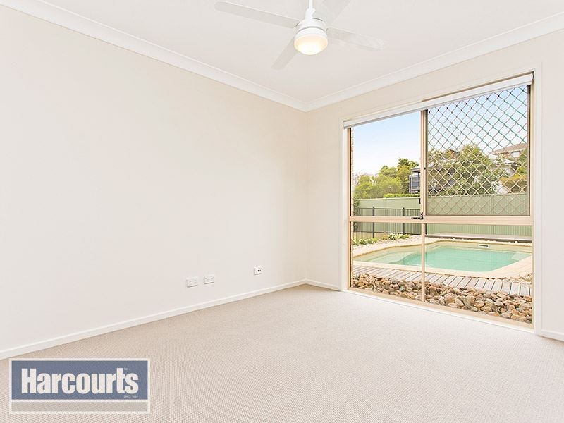 52 Strathmere Place, Upper Kedron QLD 4055