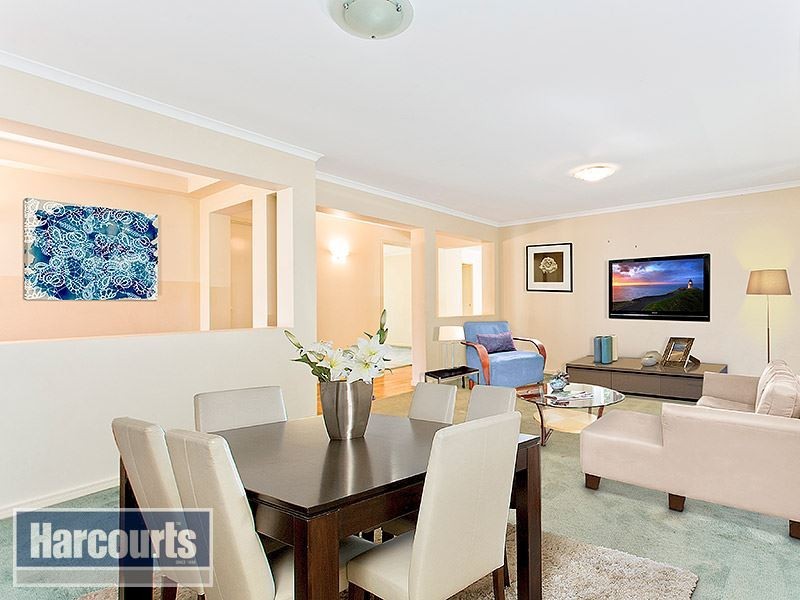 26 Wyellan Place, Upper Kedron QLD 4055