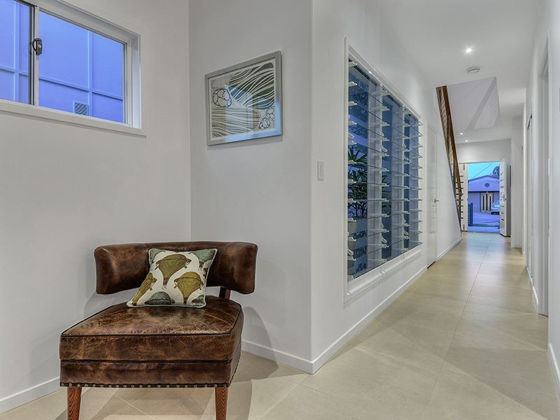 10 Glenholm Street, Mitchelton QLD 4053