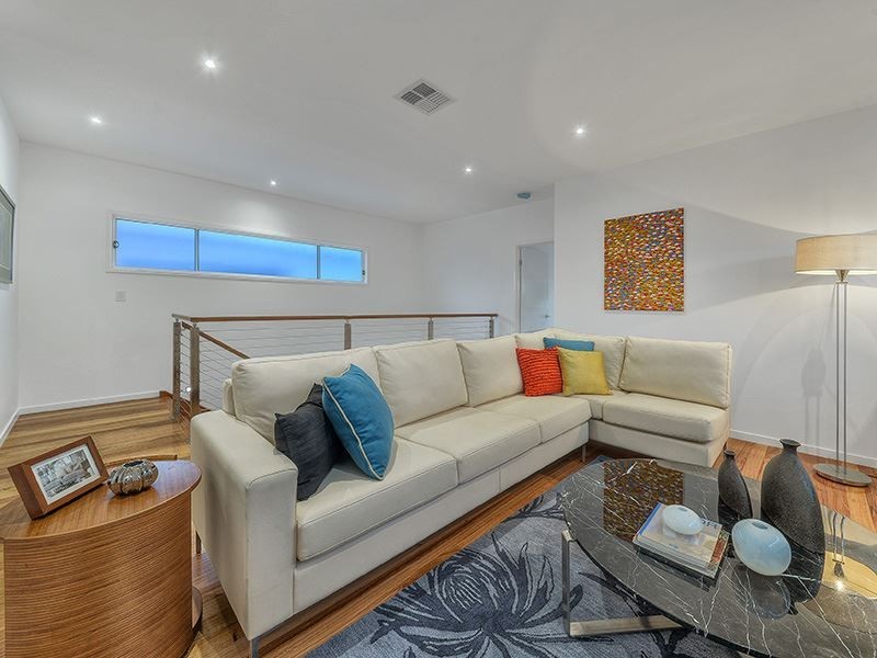 10 Glenholm Street, Mitchelton QLD 4053