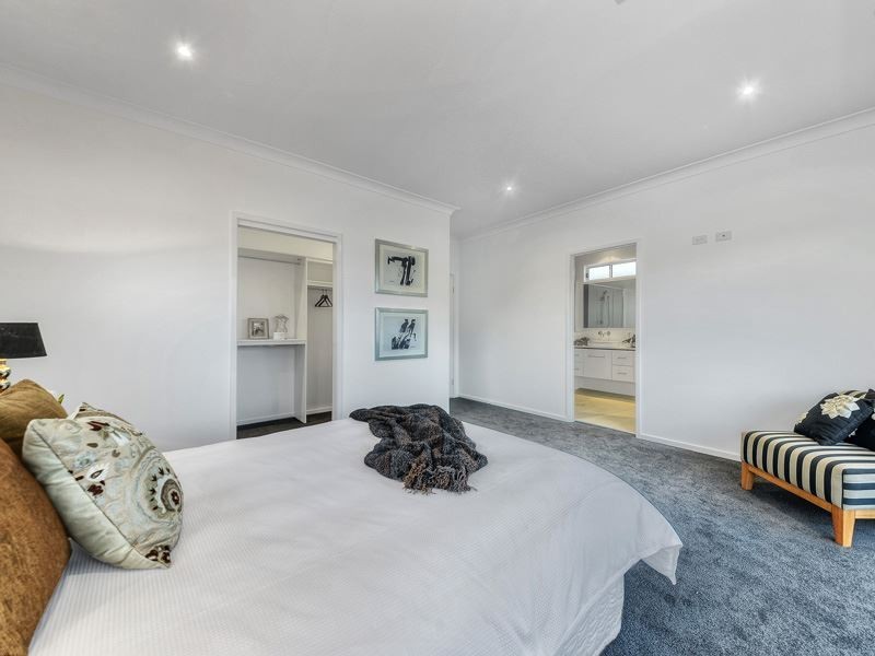 10 Glenholm Street, Mitchelton QLD 4053