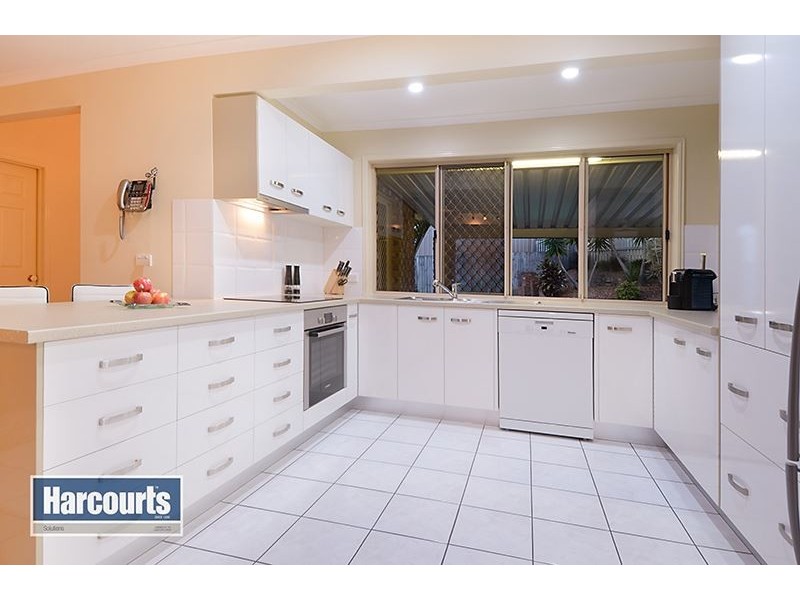 50 Halleys Crescent, Bridgeman Downs QLD 4035