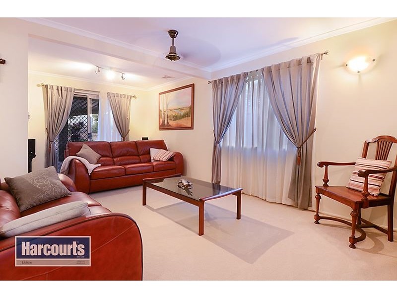 50 Halleys Crescent, Bridgeman Downs QLD 4035