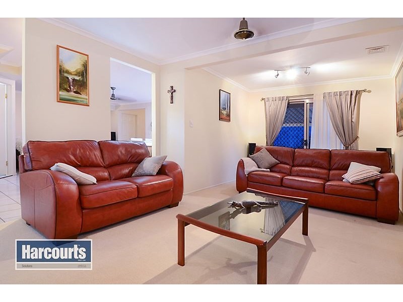 50 Halleys Crescent, Bridgeman Downs QLD 4035