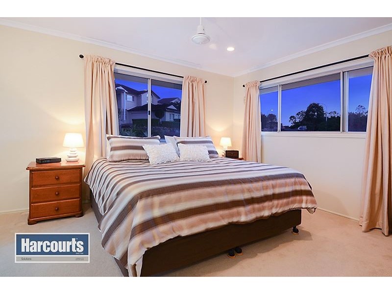 50 Halleys Crescent, Bridgeman Downs QLD 4035