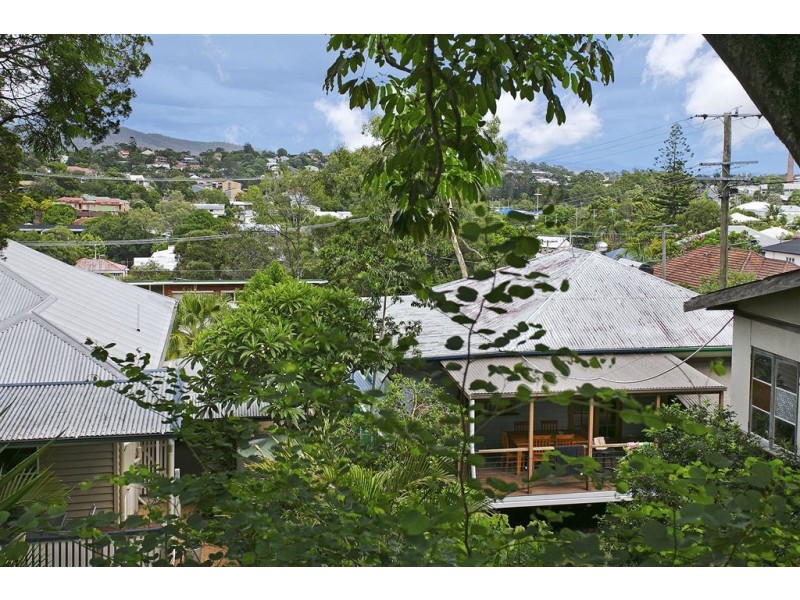 21 Gaunt Street, Newmarket QLD 4051