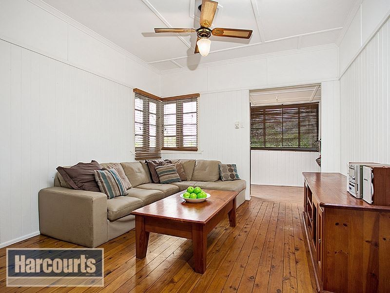 21 Gaunt Street, Newmarket QLD 4051