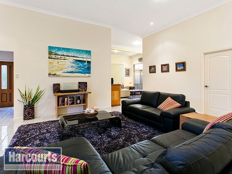 63 Charolais Crescent, Upper Kedron QLD 4055