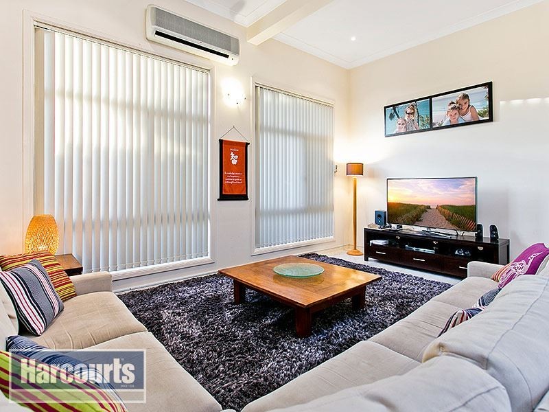 63 Charolais Crescent, Upper Kedron QLD 4055