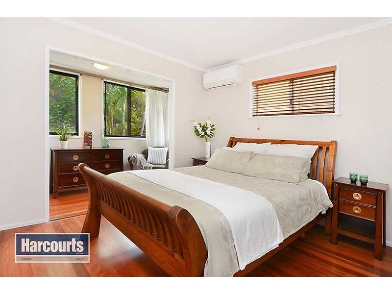 6 Tarawill Crescent, Ferny Hills QLD 4055