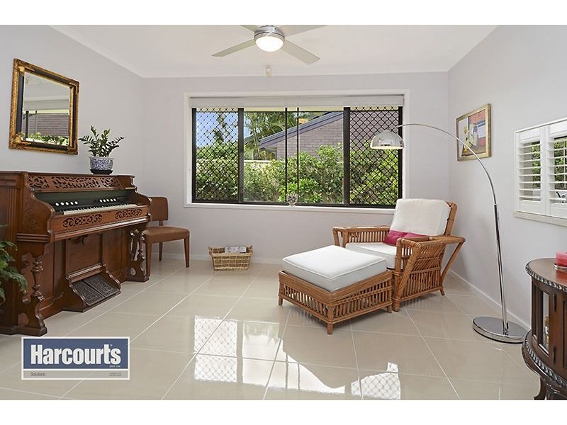 6 Marianne Street, Everton Hills QLD 4053