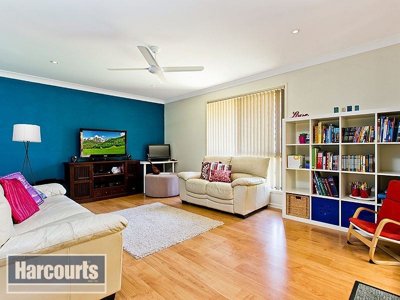 63 Kirralee Crescent, Upper Kedron QLD 4055