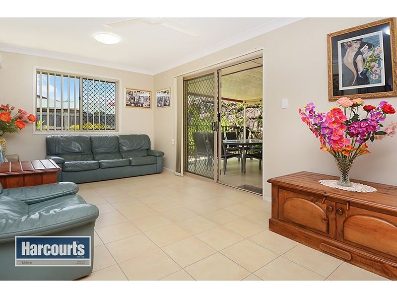 6 Yarraman Street, Arana Hills QLD 4054