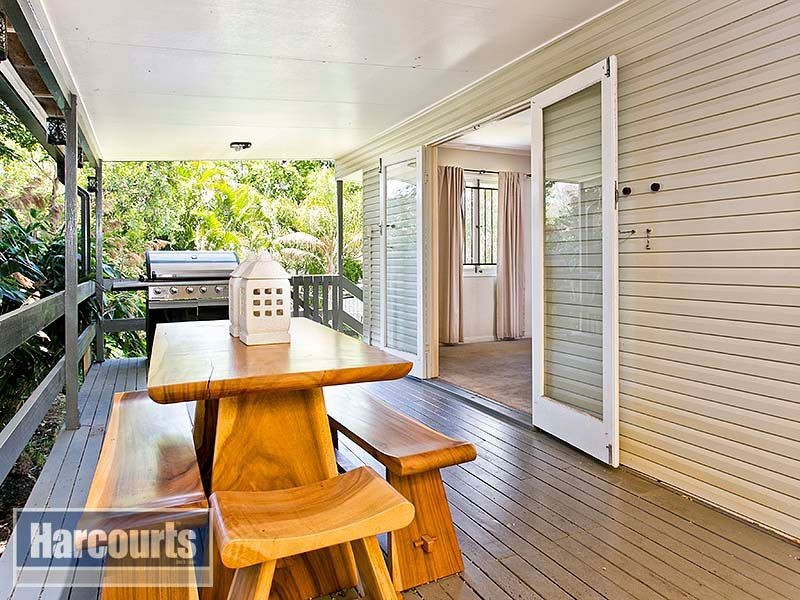 6 Hibiscus Street, Everton Hills QLD 4053