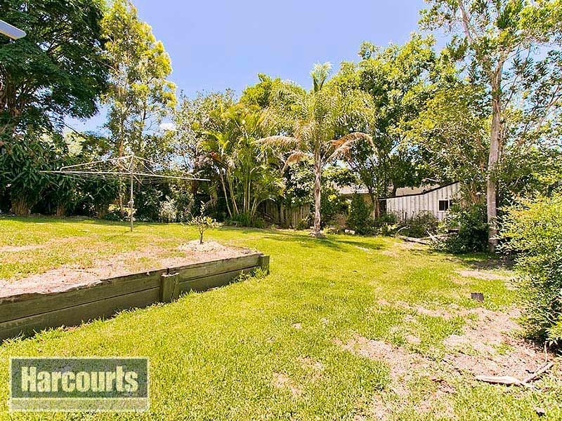 6 Hibiscus Street, Everton Hills QLD 4053