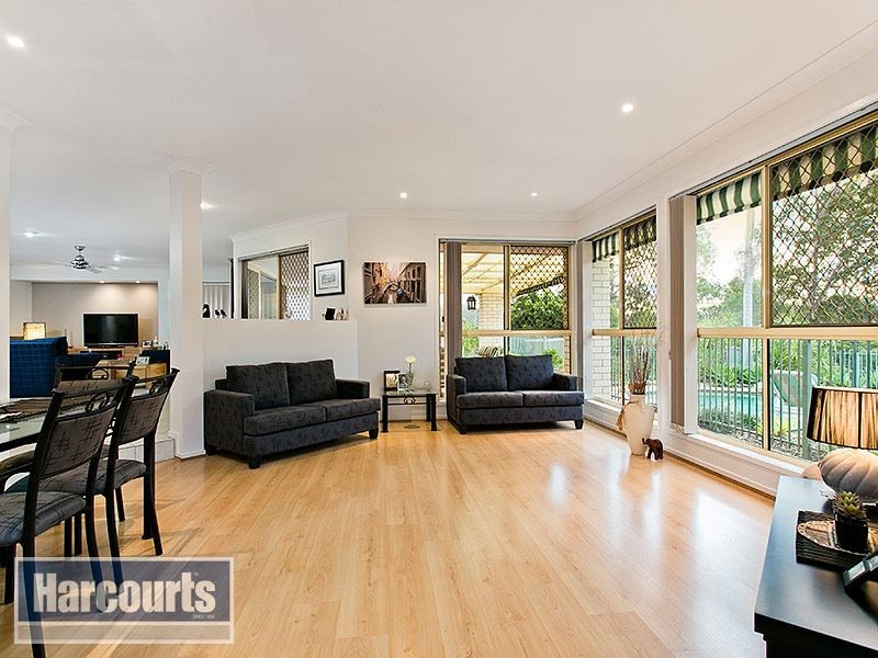 16 Strathmere Place, Upper Kedron QLD 4055