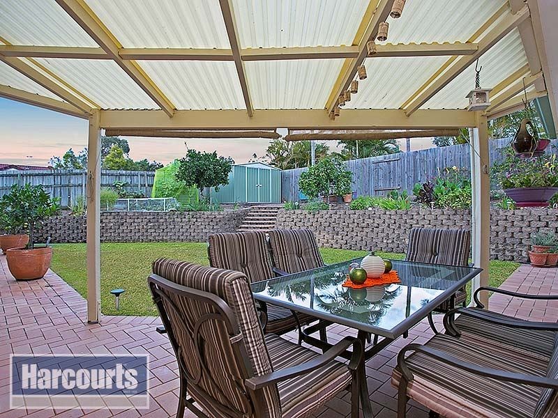 16 Strathmere Place, Upper Kedron QLD 4055