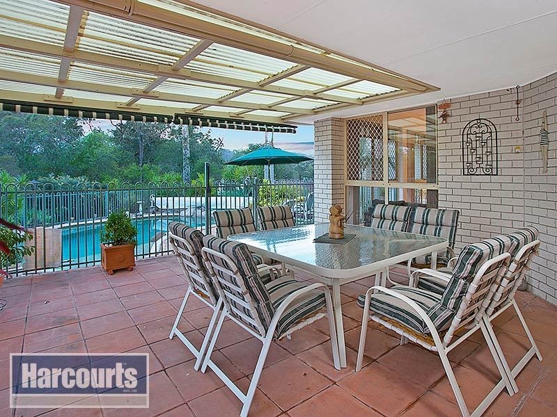 16 Strathmere Place, Upper Kedron QLD 4055