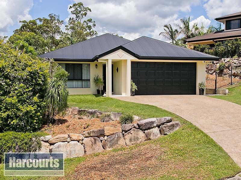 4 Edinburgh Close, Upper Kedron QLD 4055