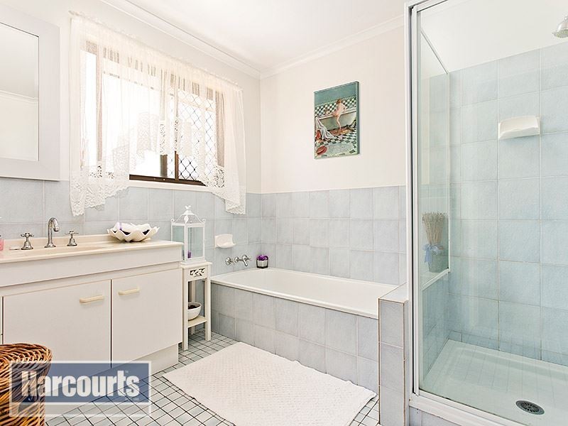 8 Shaun Place, Keperra QLD 4054