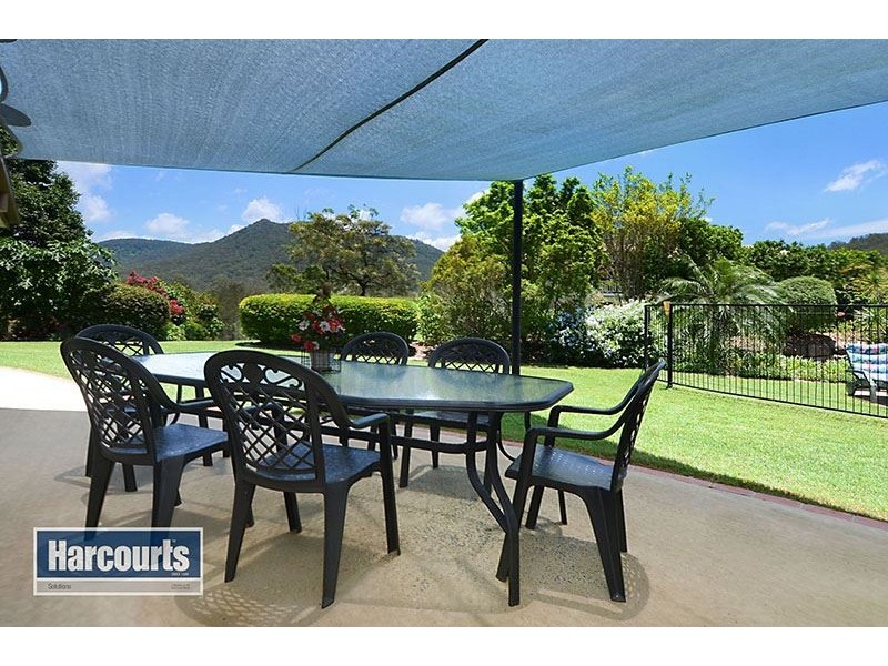 11 Harwood Court, Samford Valley QLD 4520