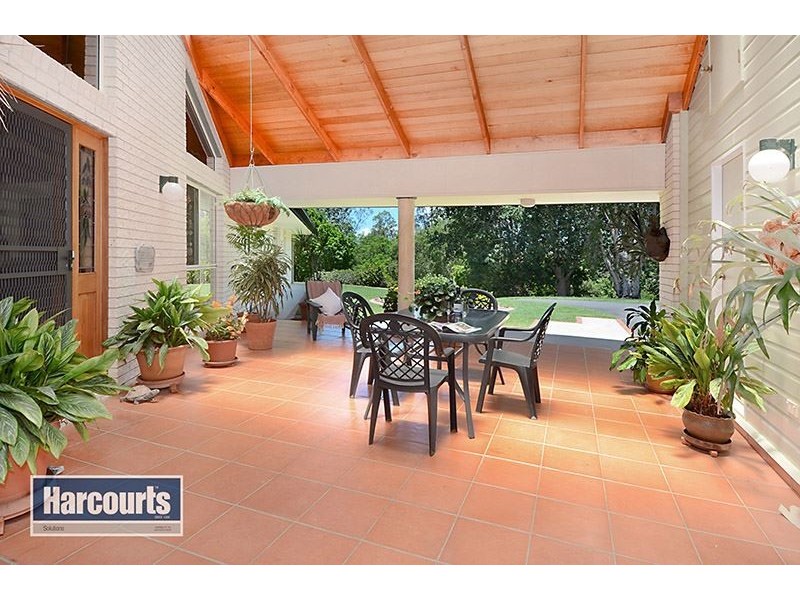 11 Harwood Court, Samford Valley QLD 4520