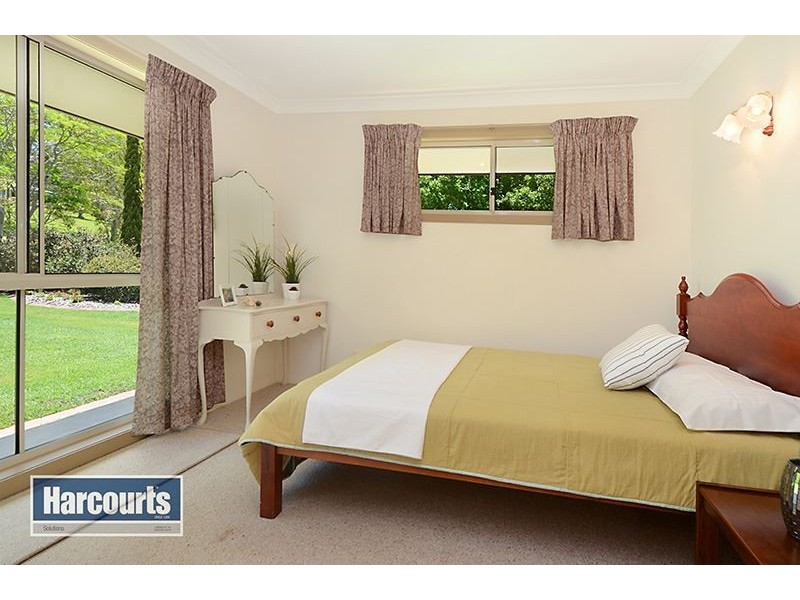 11 Harwood Court, Samford Valley QLD 4520