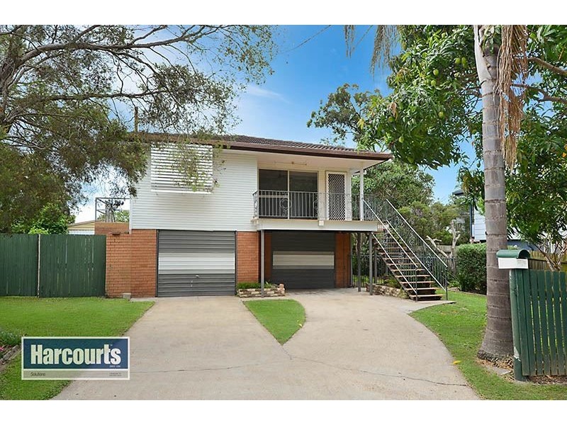 11 Tristania Street, Everton Hills QLD 4053