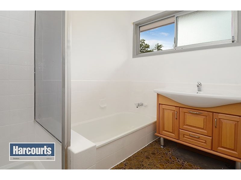 11 Tristania Street, Everton Hills QLD 4053