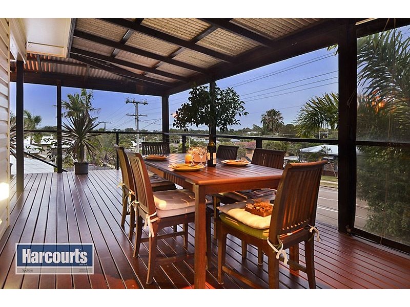 47 Griffith Road, Scarborough QLD 4020