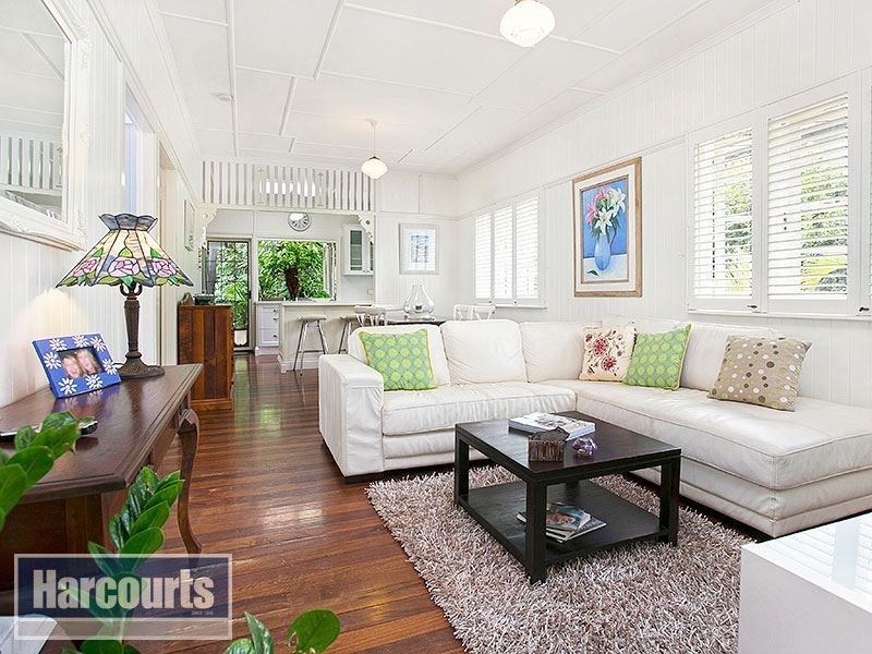 19 Gaunt Street, Newmarket QLD 4051