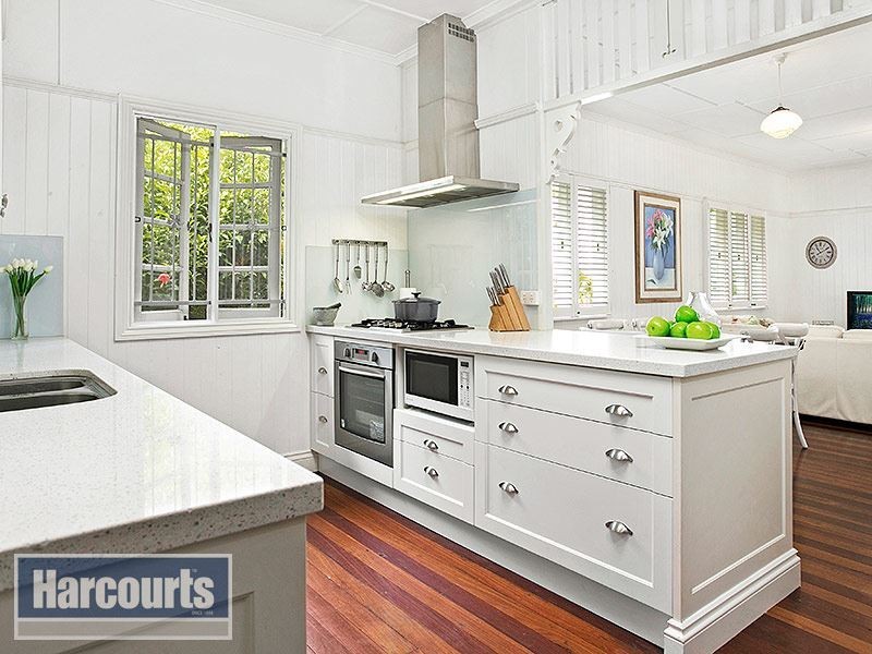 19 Gaunt Street, Newmarket QLD 4051