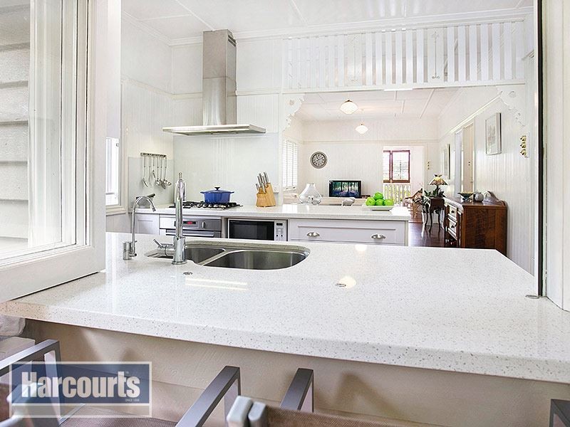 19 Gaunt Street, Newmarket QLD 4051