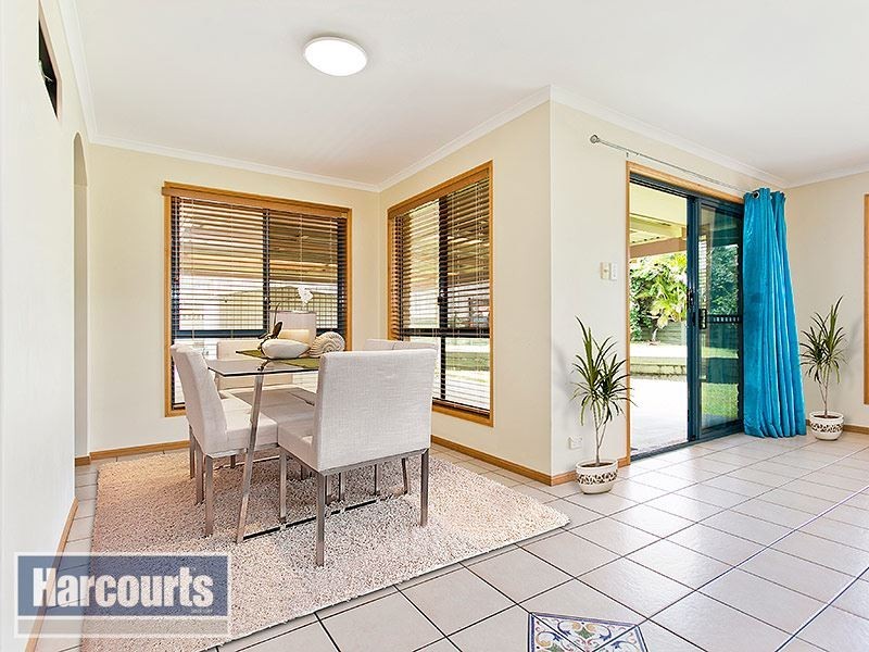 15 Inverary Place, Upper Kedron QLD 4055