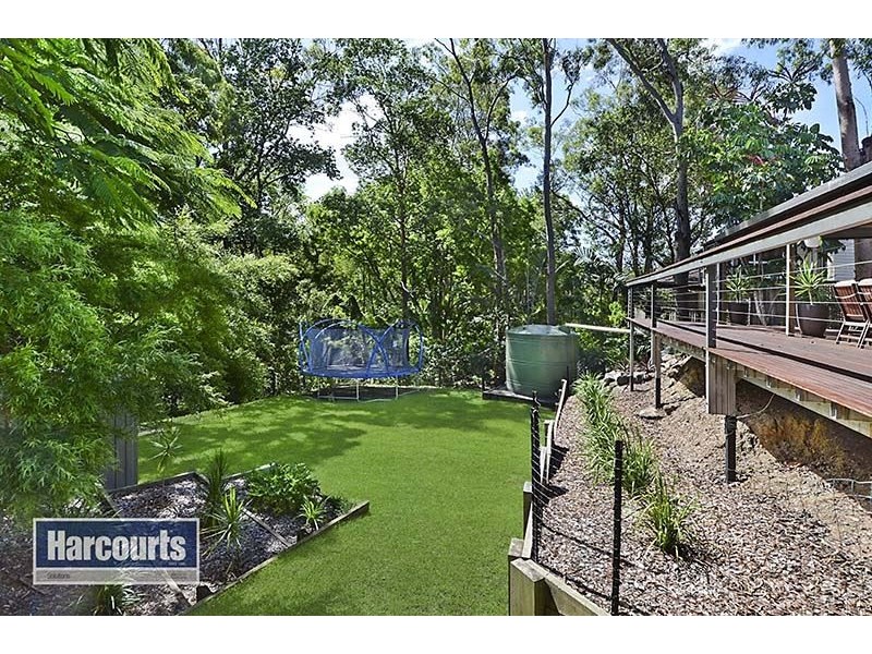 9 Barber Road, Ferny Hills QLD 4055
