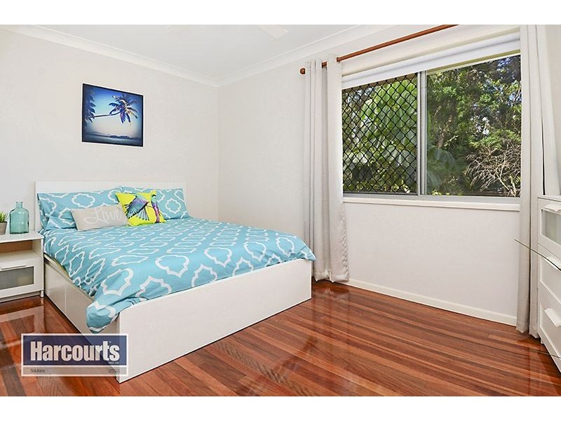 9 Barber Road, Ferny Hills QLD 4055