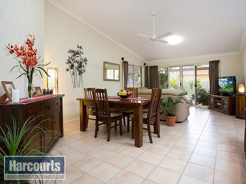 5 Carrick Place, Ferny Grove QLD 4055