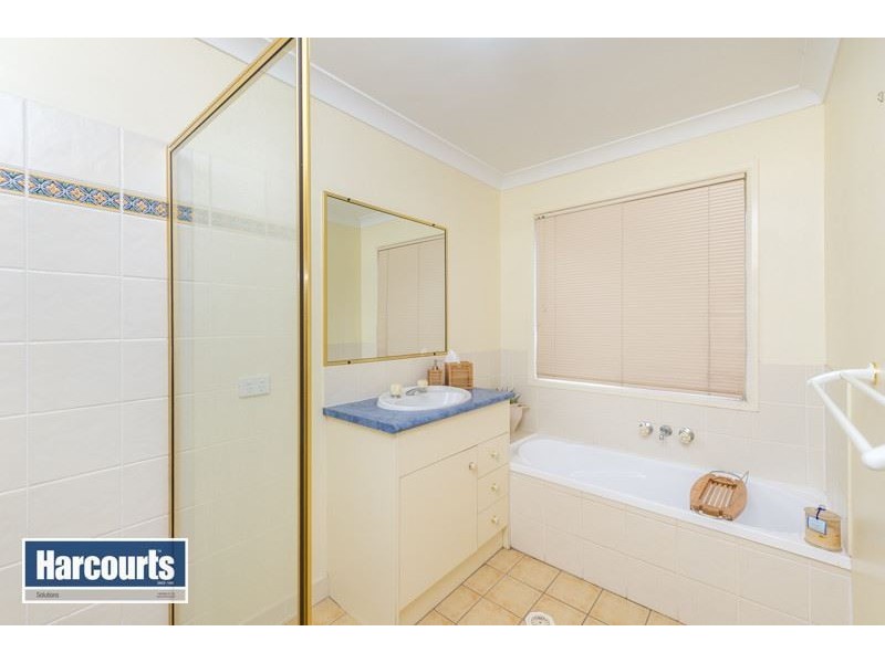 24 Hatia Grove, Ferny Grove QLD 4055